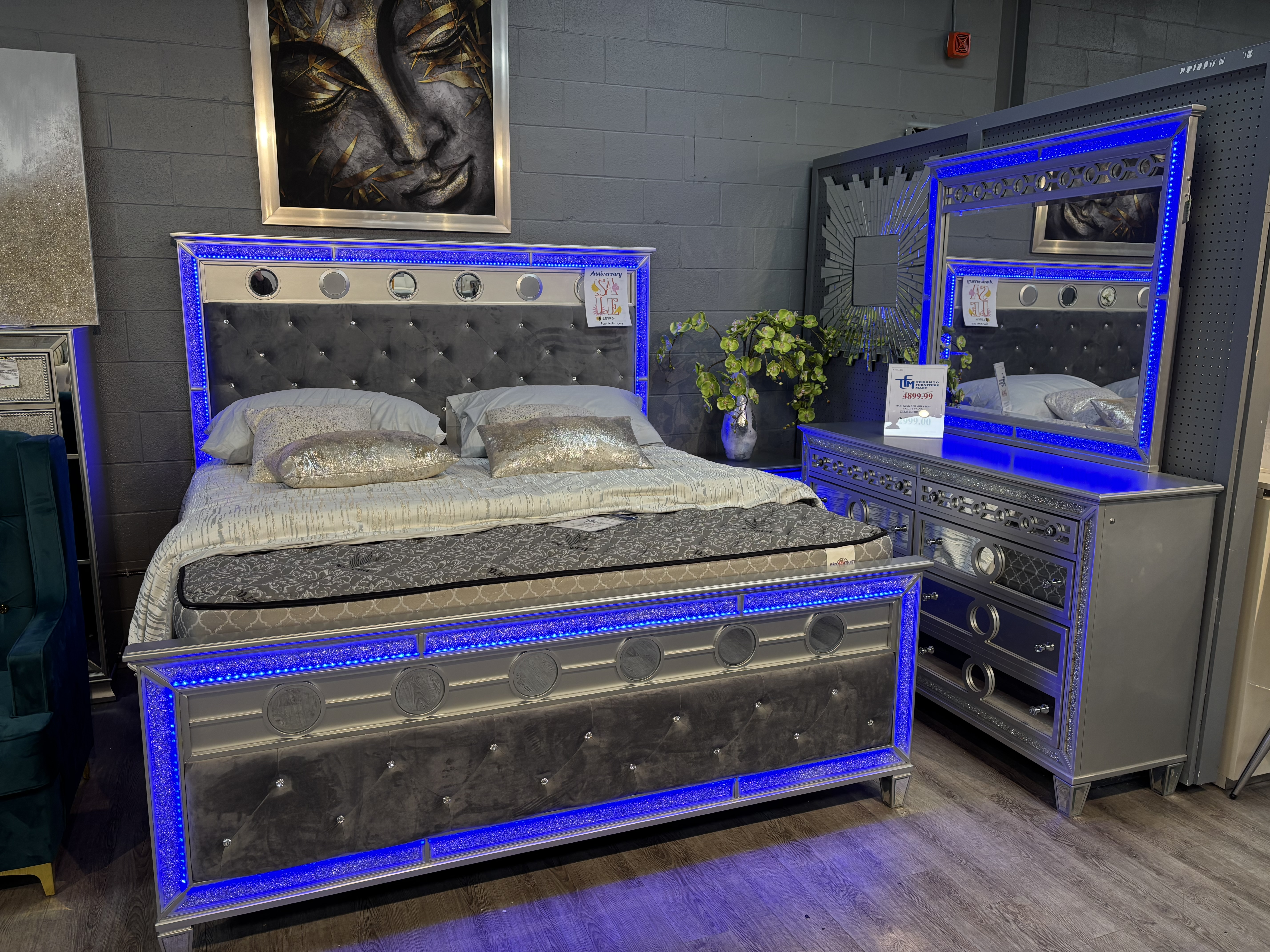 TFMKBSET5 KING BED, NIGHT TABLE , DRESSER MIRROR